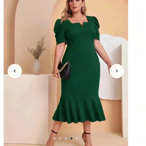 Emery Rose Clasi Notched Neck Puff Sleeve Emerald Green Dress 2X NWT - Picture 2 of 11